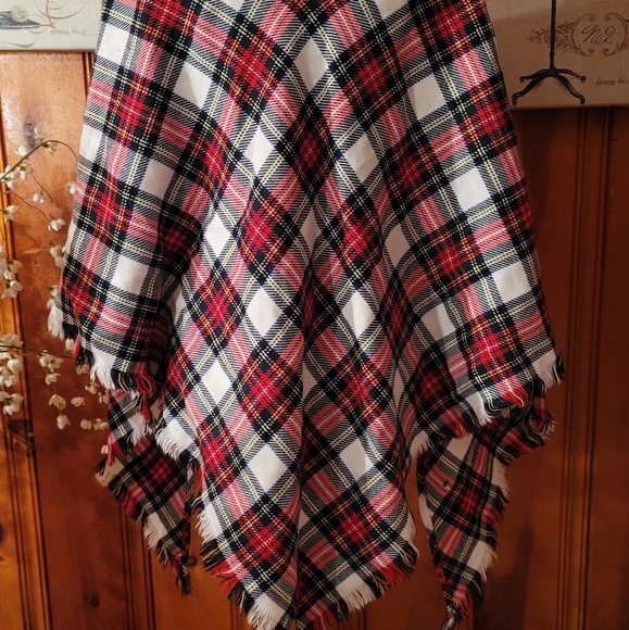 Scarf - Picture 5 of 8